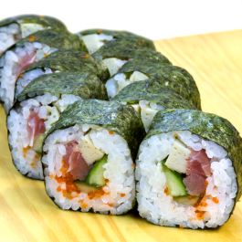Рол з тунцем з доставкою