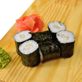 Maki roll with perch